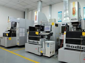 Værksted for fremstilling af forme